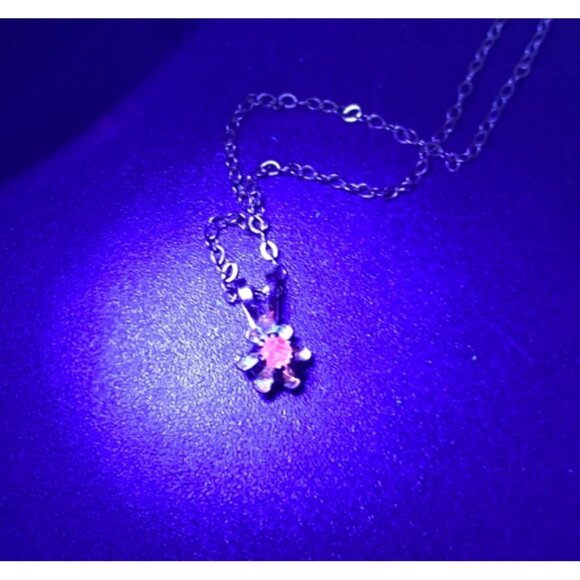 Vintage 14k Gold Filled Ruby Pendant Necklace 15" Stone GLOWS Delicate Layering - Picture 5 of 10